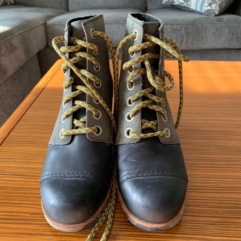 Sorel Wedge Booties - Picture 3 of 4